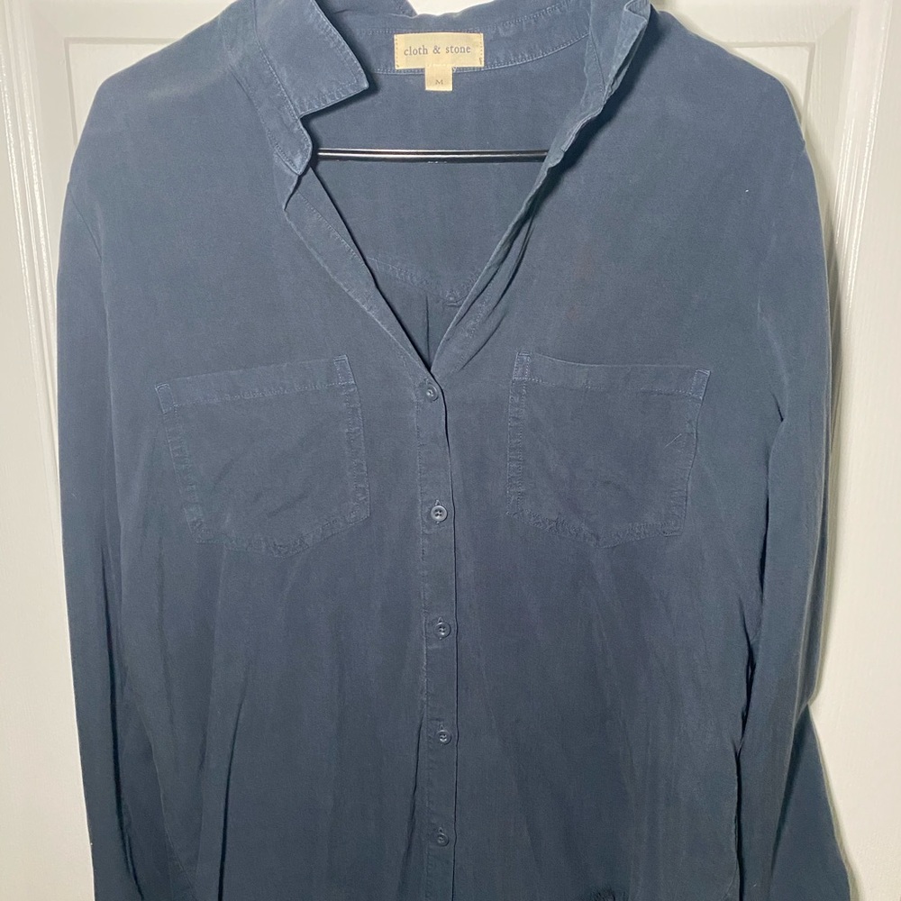 Cloth & Stone Shirt, Dark Gray with Ruffle, Size M